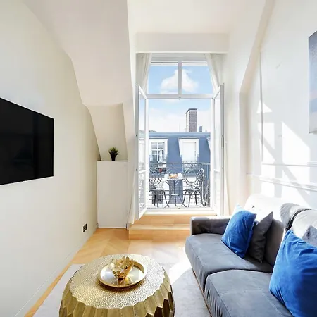 Magnificent -1br-4p- Champs-elysees Apartment *