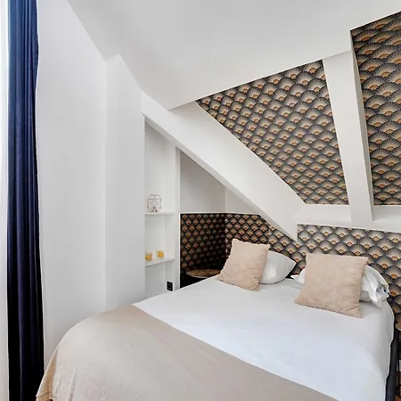Magnificent -1br-4p- Champs-elysees Apartment *
